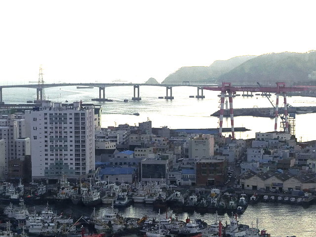 釜山、ロッテ・デパート光復路店屋上からの、釜山